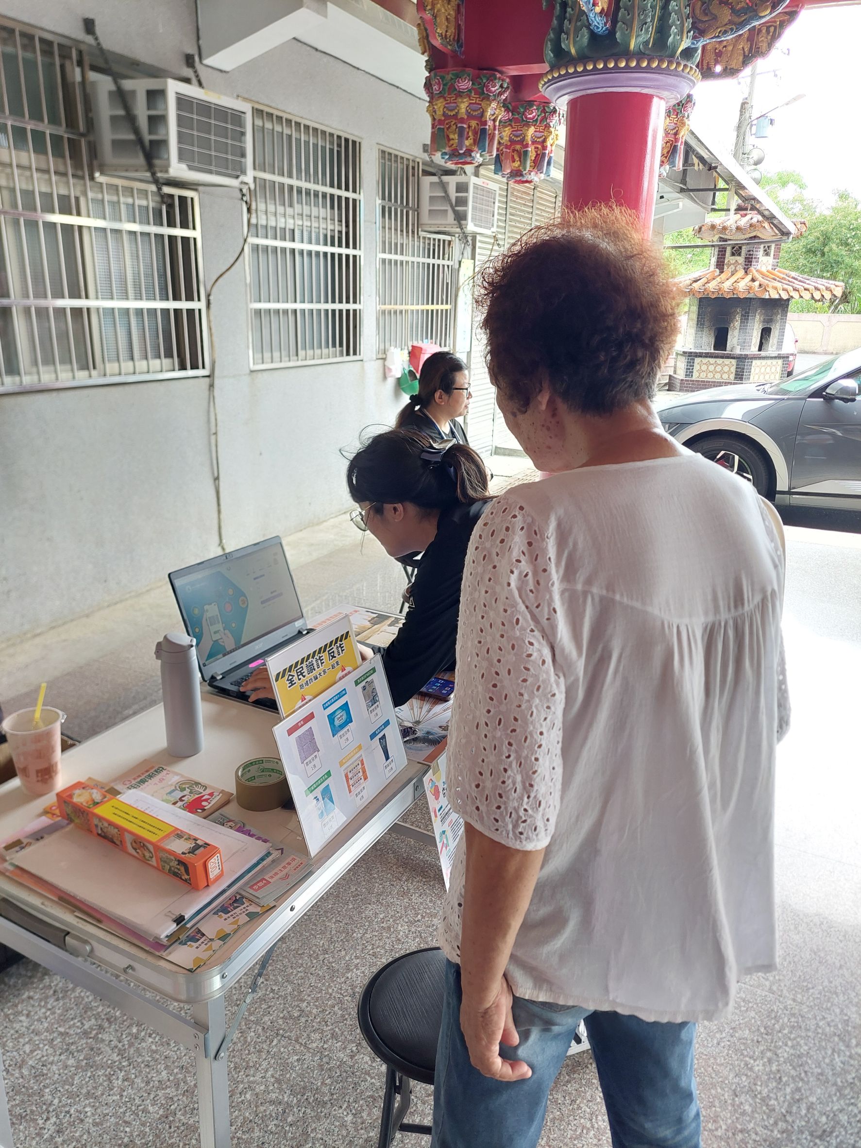 至偏鄉地區設置攤位服務民眾