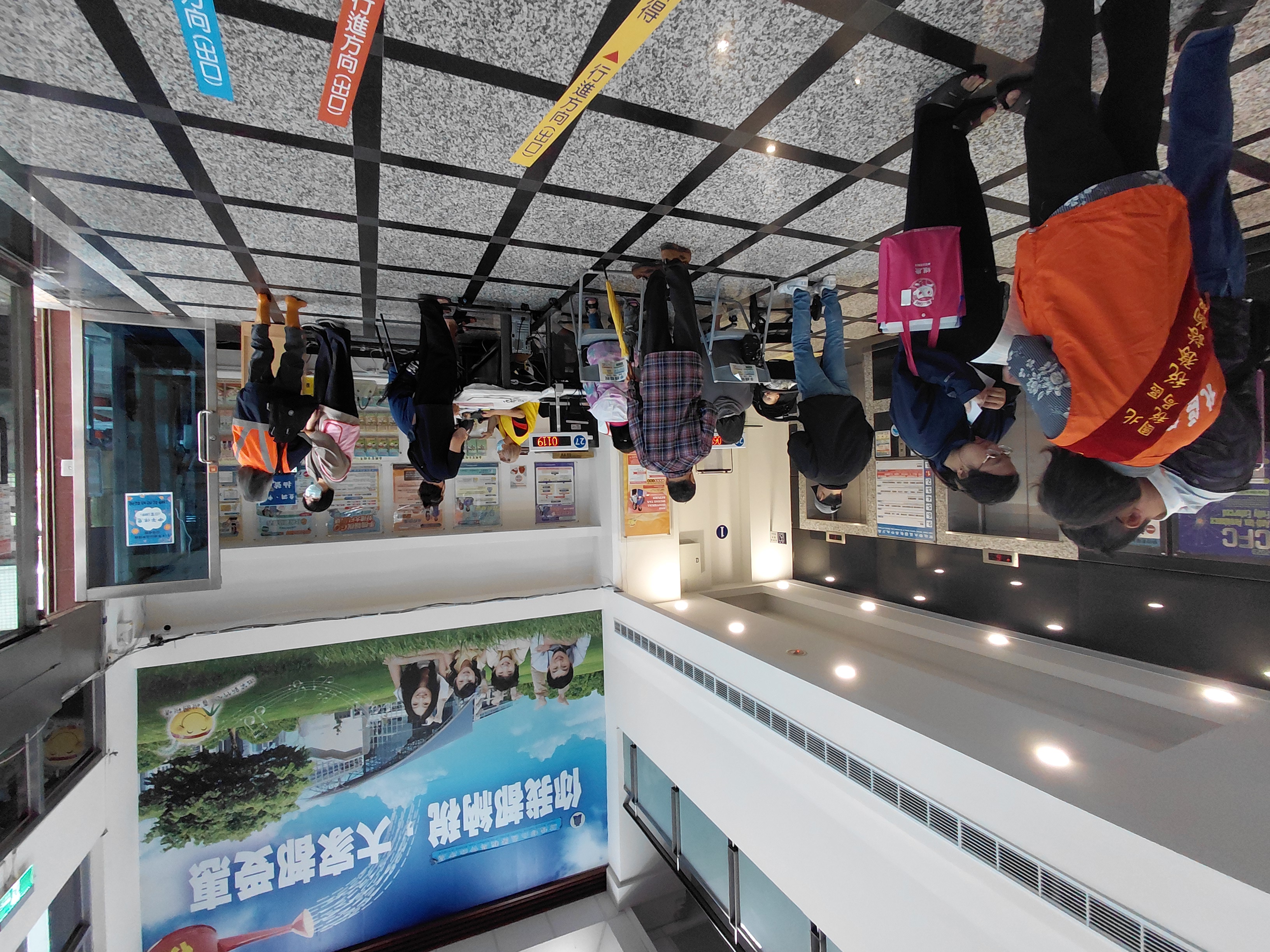 走動式服務人員輔導民眾申報