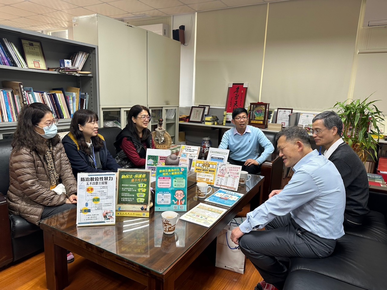 與基隆商工校長之首長傾聽