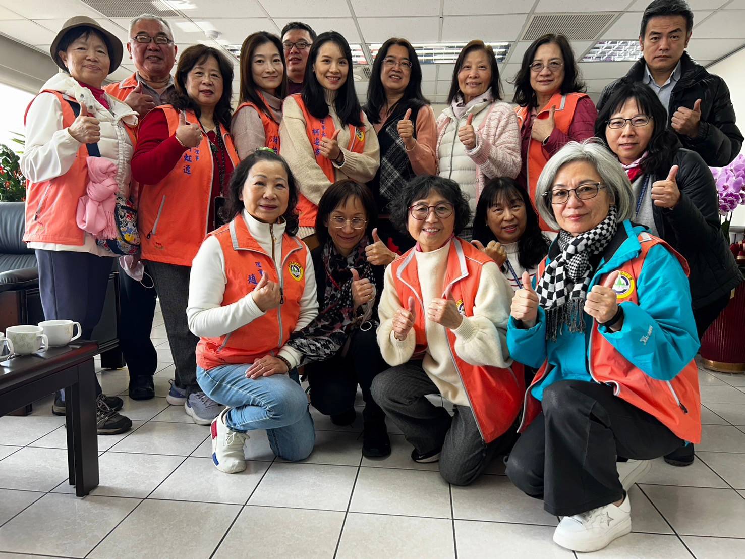 與基隆市地政士公會代表之首長傾聽